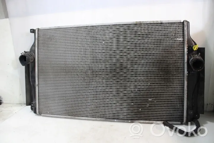 Toyota RAV 4 (XA30) Radiateur de refroidissement 