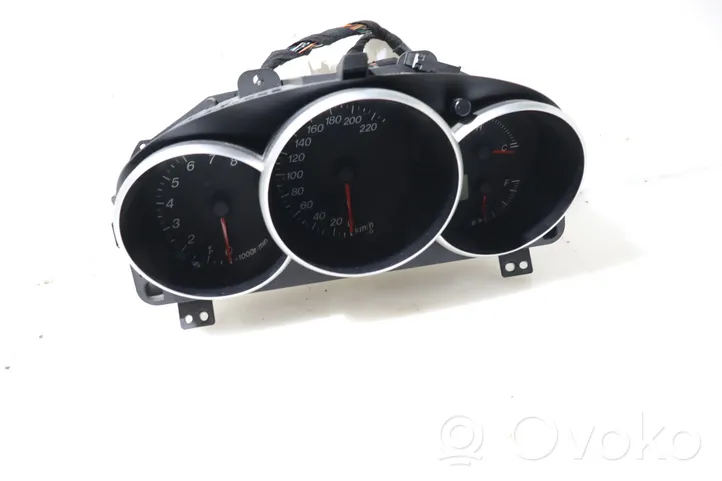 Mazda 3 I Horloge 