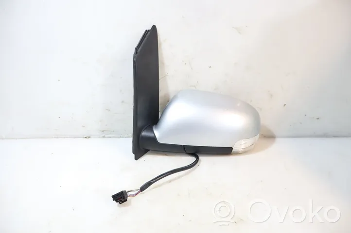 Volkswagen Touran I Front door electric wing mirror 