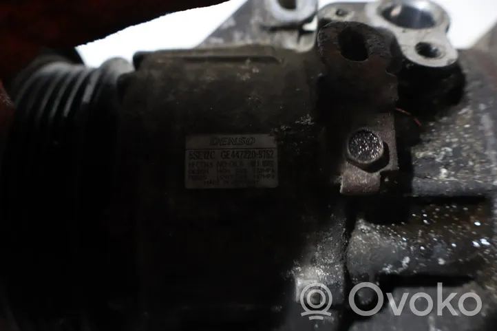 Toyota Avensis Verso Ilmastointilaitteen kompressorin pumppu (A/C) 5SE12C