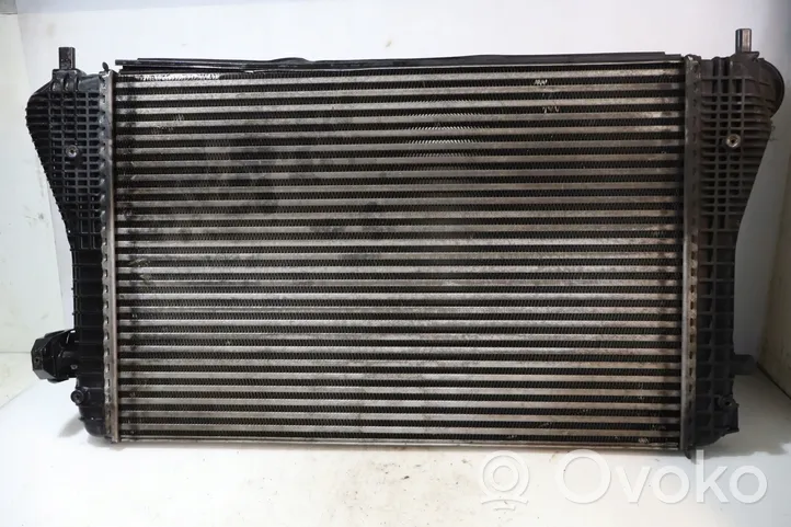 Volkswagen PASSAT B6 Radiatore intercooler 