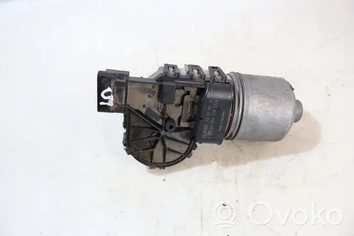 Dacia Duster Wiper motor 0390241544