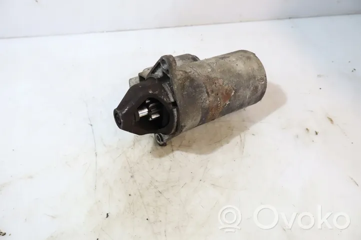 Opel Corsa B Starter motor 