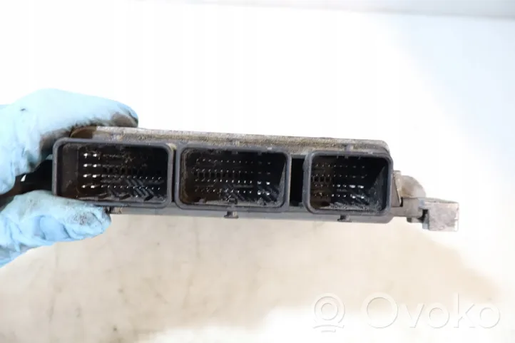 Renault Megane II Engine control unit/module ECU S122326109A