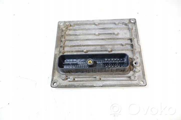 Ford Fiesta Unité de commande, module ECU de moteur S120977013F