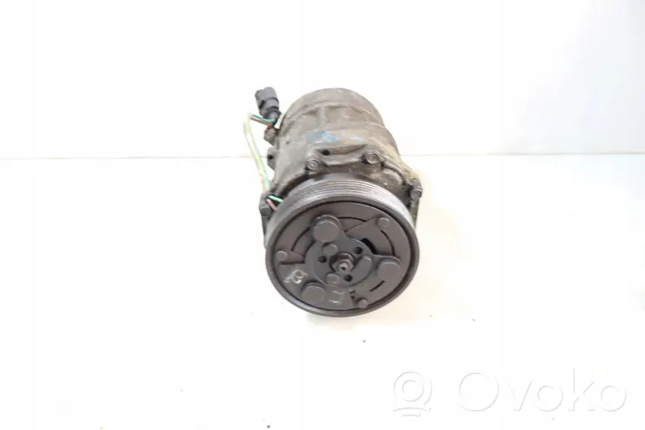 Audi TT Mk1 Ilmastointilaitteen kompressorin pumppu (A/C) 