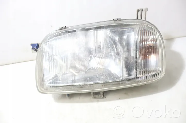 Nissan Micra Lampa przednia 