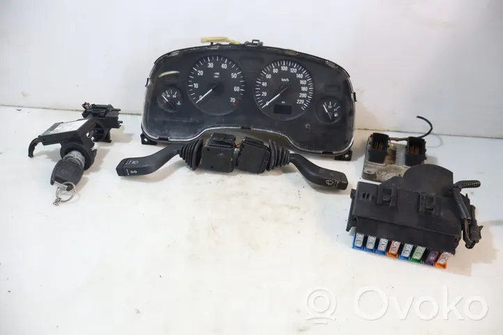 Opel Astra G Unité de commande, module ECU de moteur 