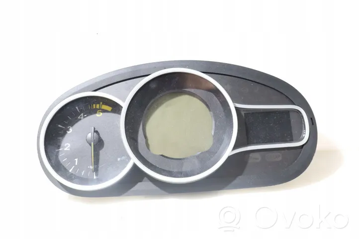 Renault Megane III Horloge 