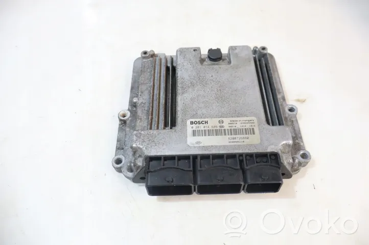 Renault Laguna III Komputer / Sterownik ECU silnika 0281014646