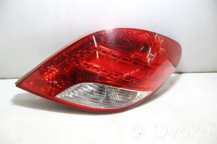 Peugeot 207 Lampa tylna 