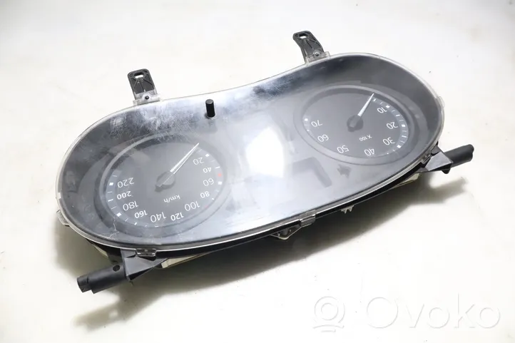 Renault Clio III Horloge 