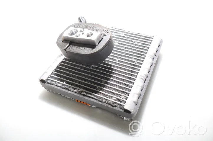 Volkswagen Polo VI AW Air conditioning (A/C) radiator (interior) KC966001