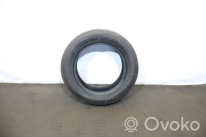 Skoda Rapid (NH) Neumático de verano R16 