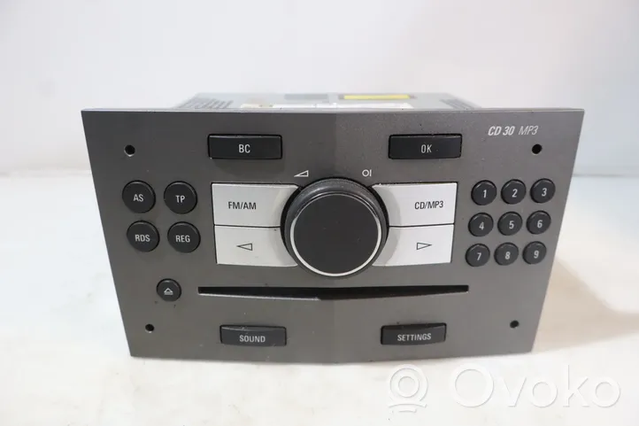 Opel Antara Radio/GPS head unit trim 