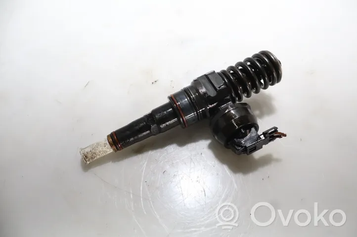 Volkswagen PASSAT B5.5 Injecteur de carburant 0414720214