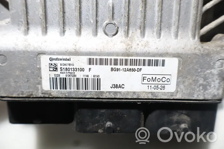 Ford Mondeo MK IV Unité de commande, module ECU de moteur S180133100