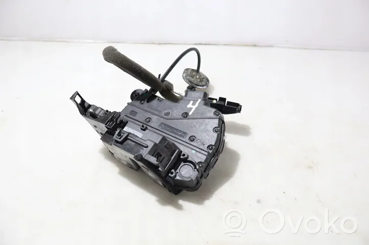 Renault Captur Rear door lock 