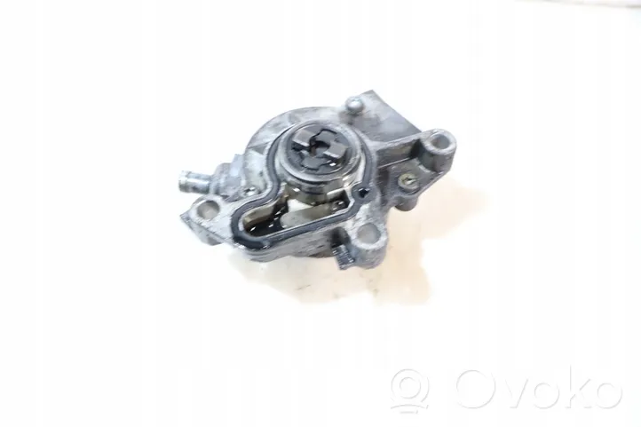 Audi A3 S3 8L Vacuum pump 