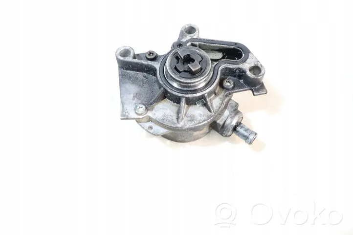 Audi A3 S3 8L Vacuum pump 