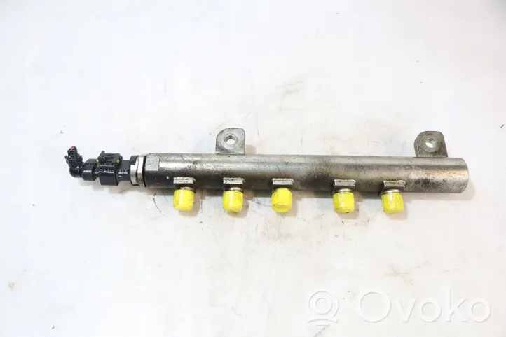 Fiat Croma Tuyau de conduite principale de carburant 0445214095