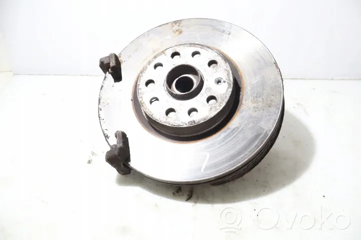 Volkswagen Touran I Front wheel hub spindle knuckle 