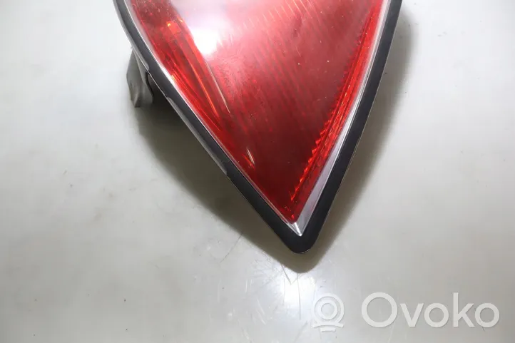 Opel Astra H Lampa tylna 