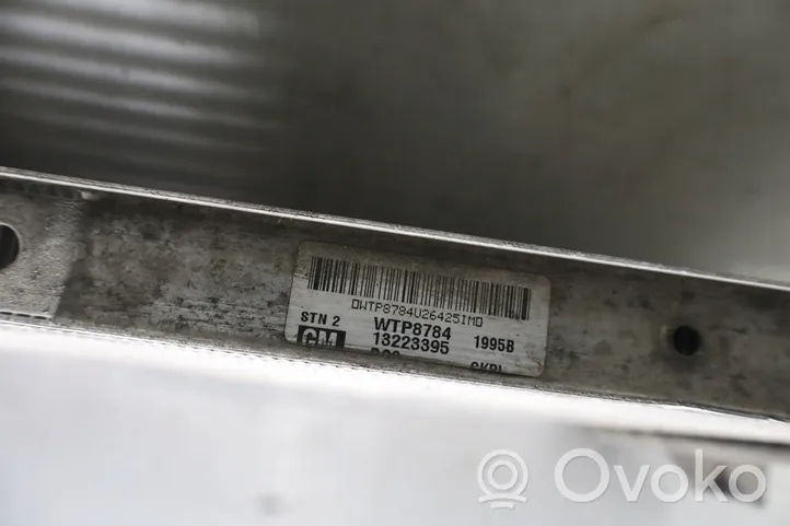 Opel Zafira B Coolant radiator 