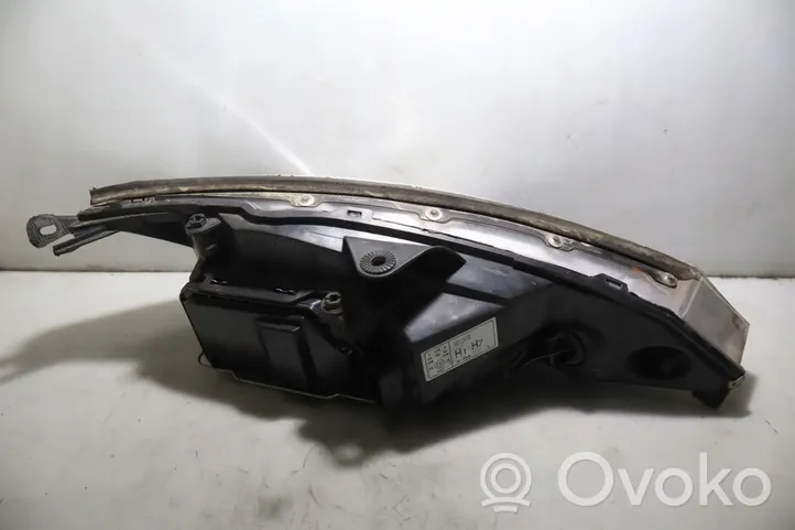 Ford Focus Headlight/headlamp 