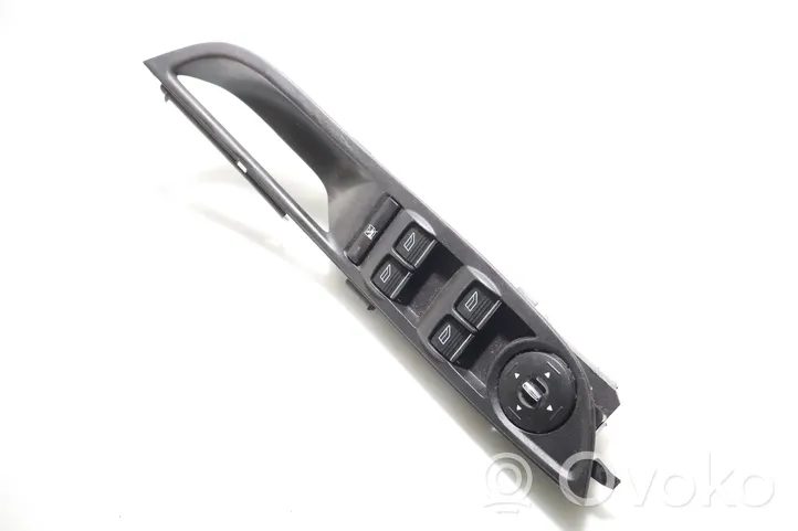 Ford Focus Electric window control switch 