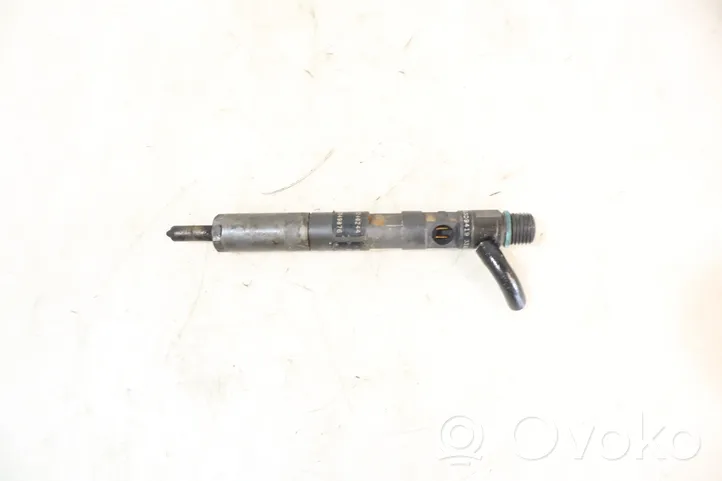 Renault Clio II Fuel injector 