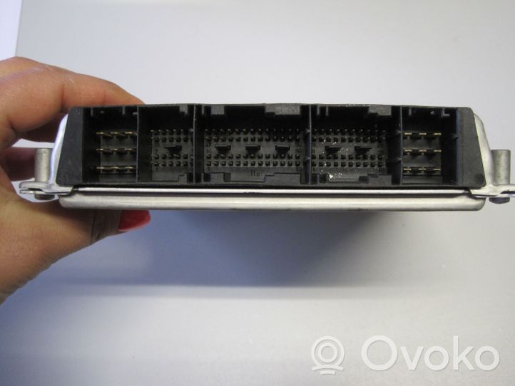 Mercedes-Benz CLK A209 C209 Unité de commande, module ECU de moteur A6121536879