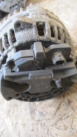 Renault Kangoo II Generator/alternator 0124525139