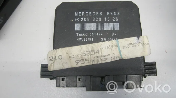 Mercedes-Benz CLK A208 C208 Unité de commande module de porte 2088201326