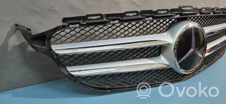 Mercedes-Benz C W205 Grille de calandre avant A2058800183