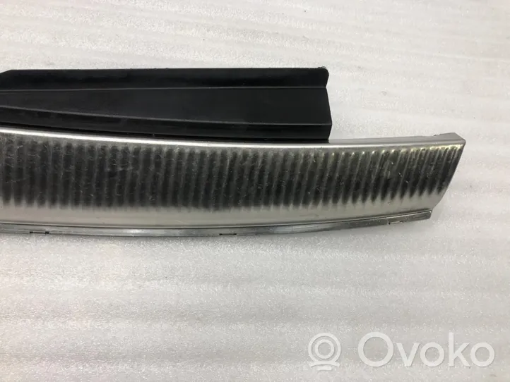 Audi Q7 4L Rivestimento della copertura ripiano portaoggetti 4L0864483