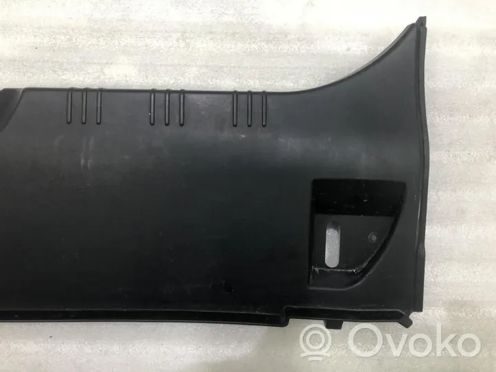 BMW 5 E60 E61 Panel osłony bagażnika 7024863