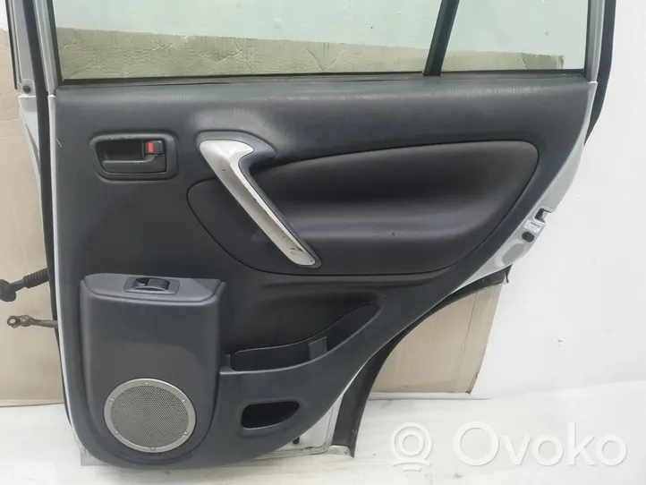 Toyota RAV 4 (XA10) Aizmugurējās durvis 