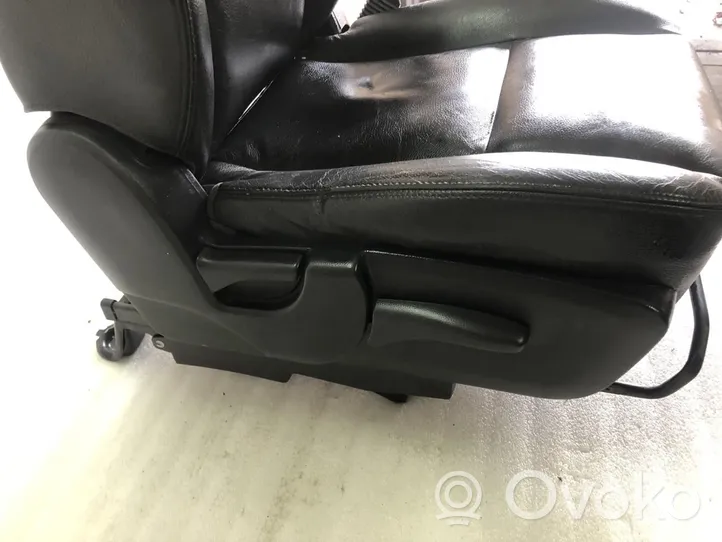 Chevrolet Captiva Front passenger seat 