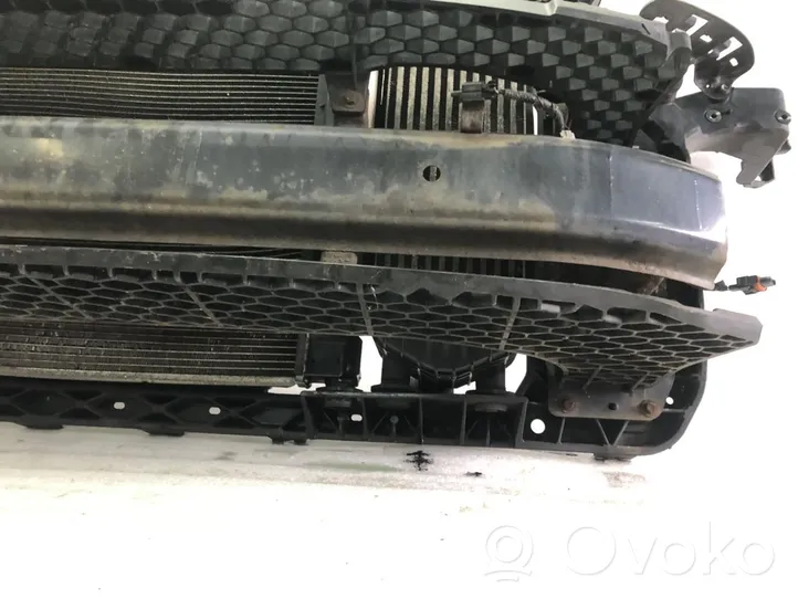 KIA Sportage Support de radiateur sur cadre face avant 