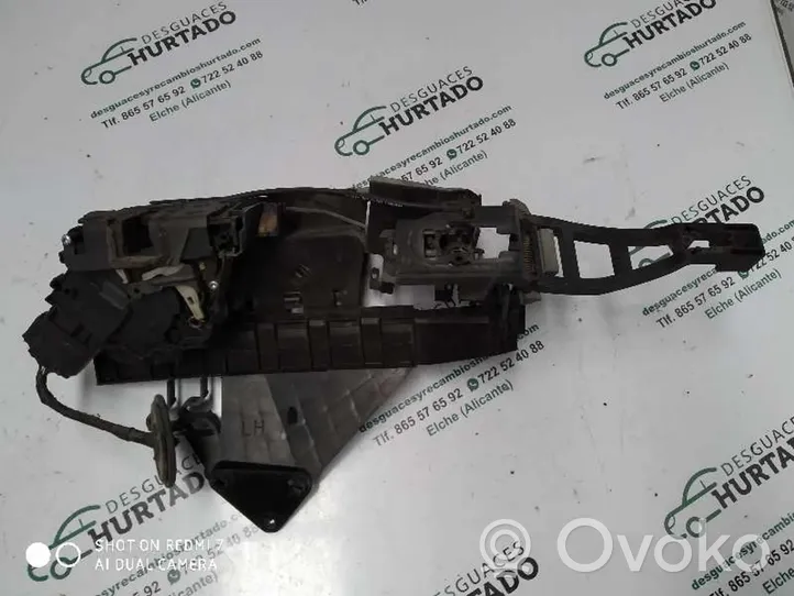 Ford Focus Serratura portiera anteriore A00219L2