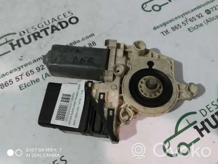 Seat Leon (1M) Motorino alzacristalli della portiera posteriore 9776105407301