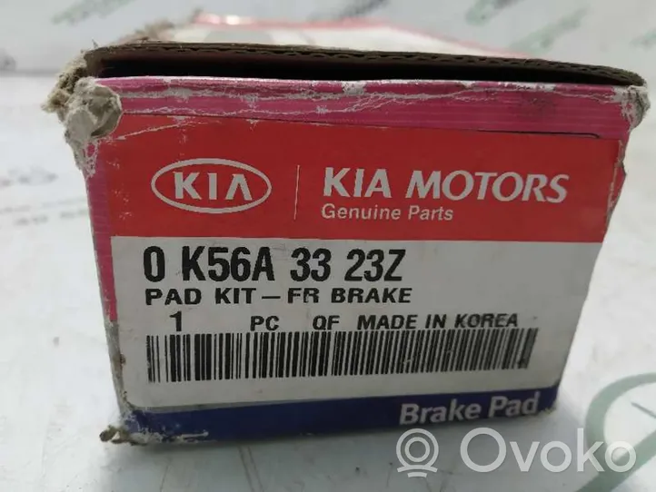 KIA Carnival Plaquettes de frein arrière 0K56A3323Z