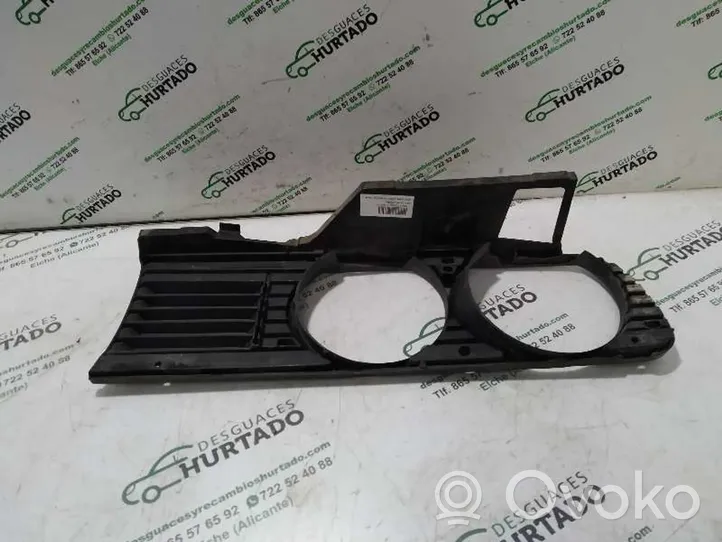 BMW 3 E30 Griglia anteriore 18760920