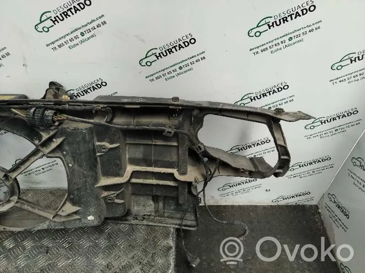 Volkswagen Golf III Pannello di supporto del radiatore 1H0805594