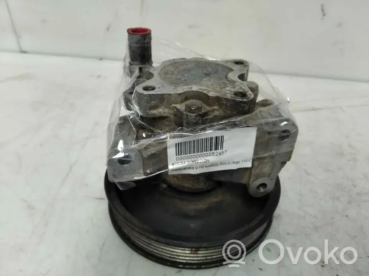 Mercedes-Benz Vito Viano W638 Pompe de direction assistée A0024667001