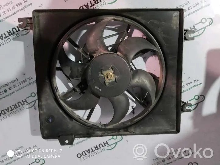 Hyundai Coupe Elektrisks radiatoru ventilators 4569631