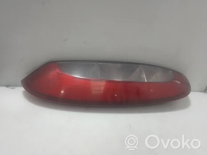 Opel Corsa C Lampa tylna 