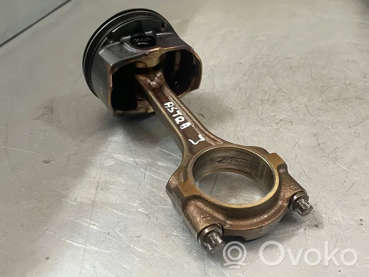 Opel Astra J Piston 