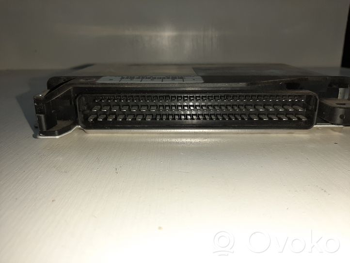 Audi A4 S4 B5 8D Pārnesumkārbas vadības bloks 8D0927156CF